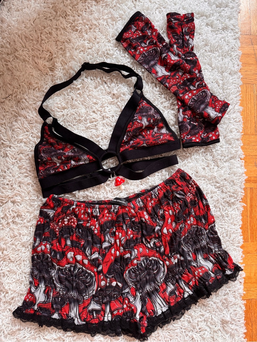 iHeartRaves NWOT mushroom outfit